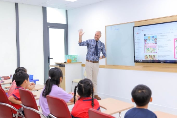 Ausländische Lehrer in einer VUS-Klasse. Foto: VUS