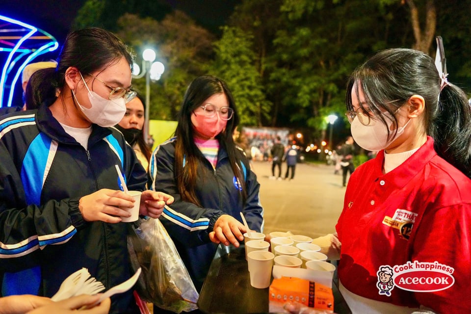 Übersicht über das Hanoi Food Culture Festival 2024 - Foto 1