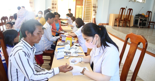 Free medical examination and medicine for 500 people