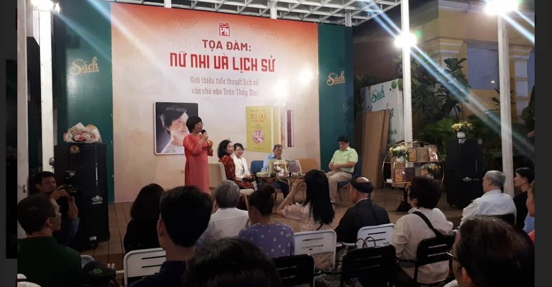 Nữ nhi trong tiểu thuyết lịch sử - Ảnh 1.