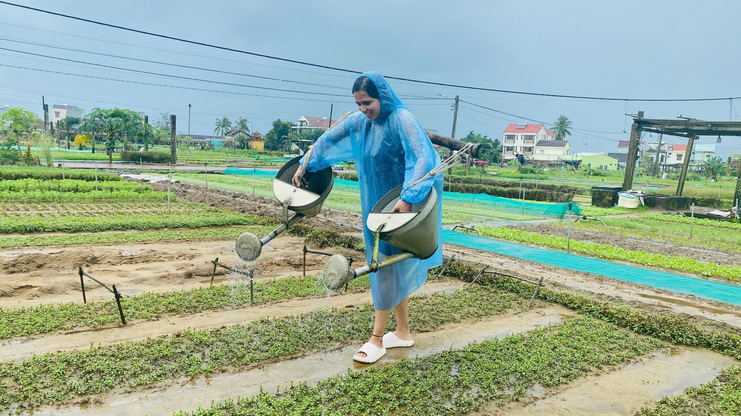 Có gì hấp dẫn ở Trà Quế (Quảng Nam) - làng du lịch tốt nhất thế giới?- Ảnh 2.