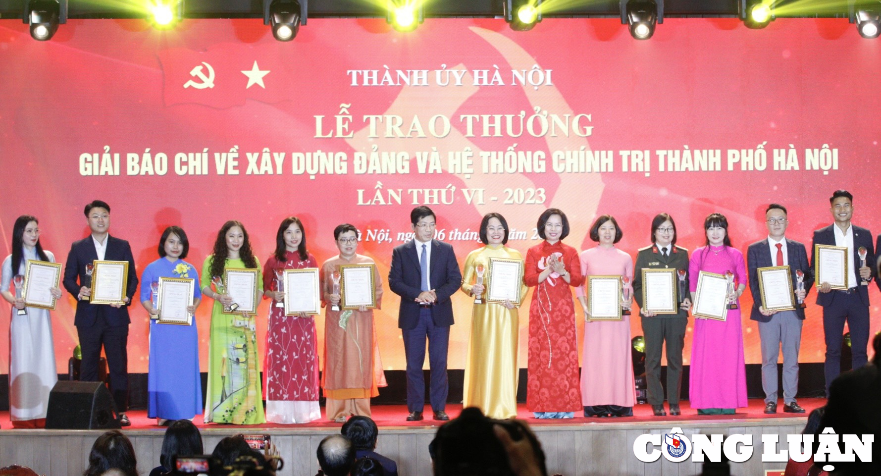 le trao giai bao chi ve xay dung dang va he thong chinh tri thanh pho ha noi lan thu vi hinh 5