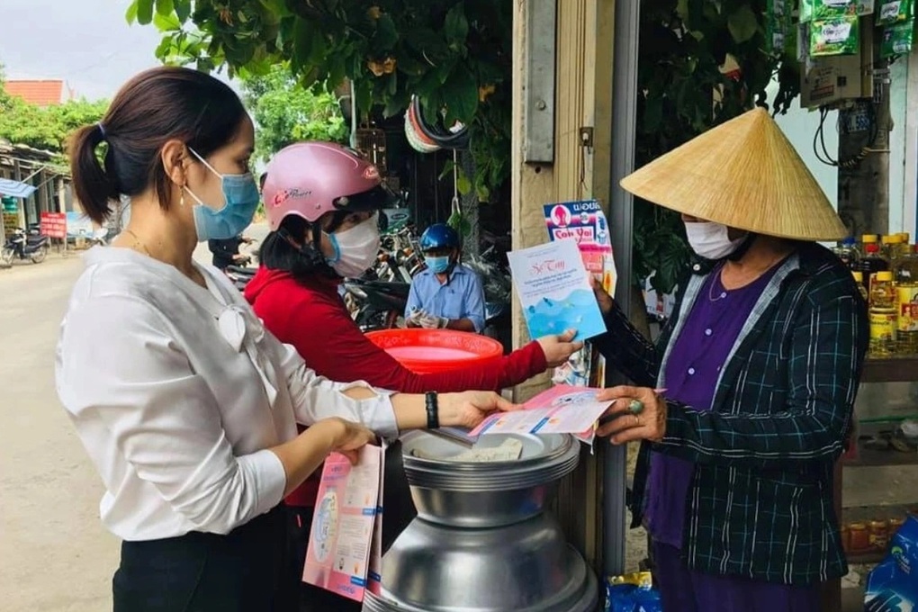 Cán bộ không chuyên trách xã, thôn có được hưởng chế độ thai sản không? - 1