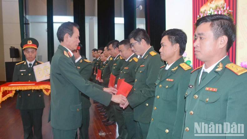 Todos los graduados de la Academia del Ejército lograron buenos y excelentes resultados foto 3