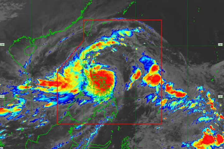 Ubicación de la tormenta Tra Mi a las 8:00 a.m. del 23 de octubre. (Foto: Philippine Daily Inquirer)