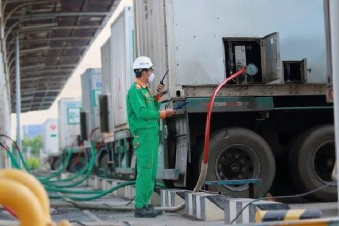 Gas South vận chuyển khí CNG đến các nơi tiêu thụ.