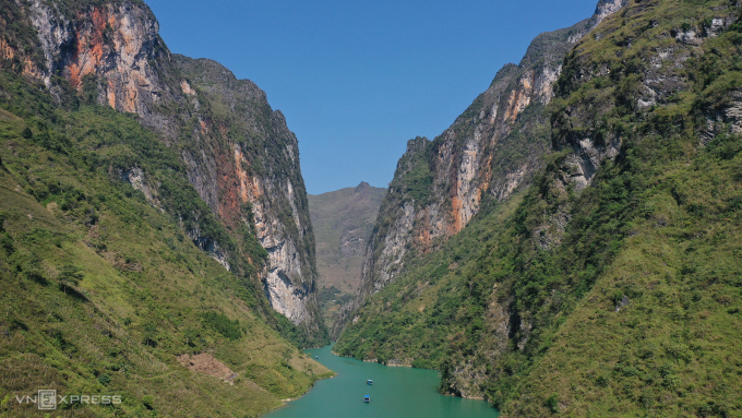 Tu San Alley, located at the foot of Ma Pi Leng Pass, Meo Vac, Ha Giang, is a place that has not yet collected tourism fees. Photo: Ngoc Thanh