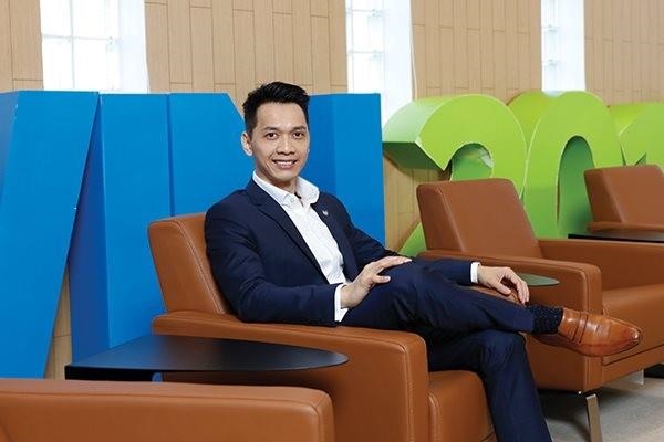Chủ tịch Ngân hàng ACB có thêm 500 tỷ đồng sau vũ đạo 'Cô đơn trên sofa' - 1