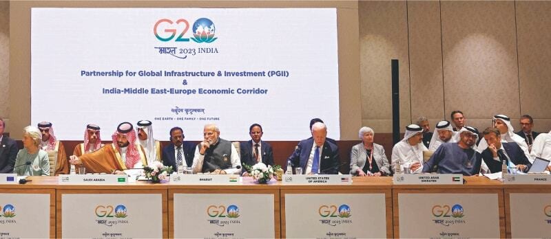 European Commission President Ursula von der Leyen, Saudi Arabia’s Crown Prince Mohammed bin Salman, India’s PM Narendra Modi, US President Joe Biden, UAE President Sheikh Mohamed bin Zayed Al-Nahyan and France’s Emmanuel Macron attend a session on India-Middle East-Europe Economic Corridor at the G20 Summit, in New Delhi on Saturday.—AFP