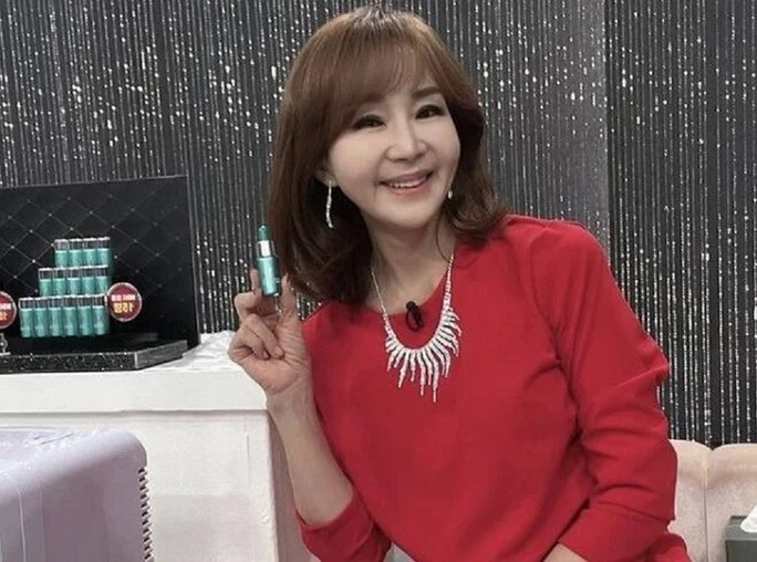 Vì sao hàng loạt nghệ sĩ của showbiz Hàn Quốc bị cấm sóng? - Ảnh 4.