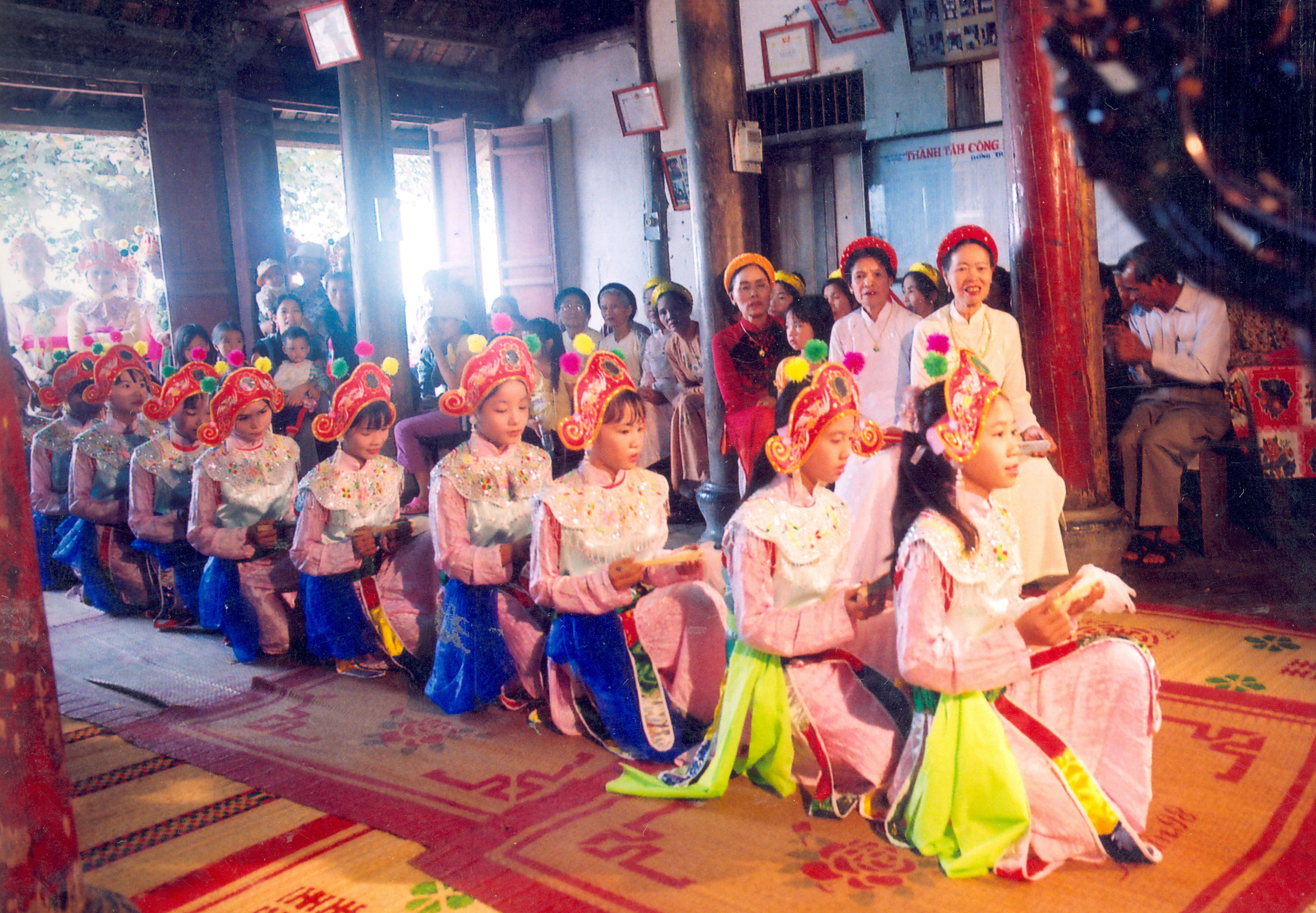 Preservación de la danza Bai Bong: una antigua danza de la dinastía Tran