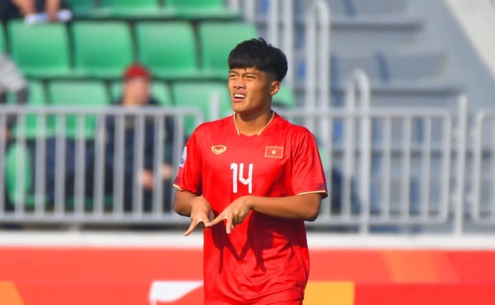 U23 Việt Nam đặt mục tiêu đánh bại U23 Tajikistan trên sân khách.