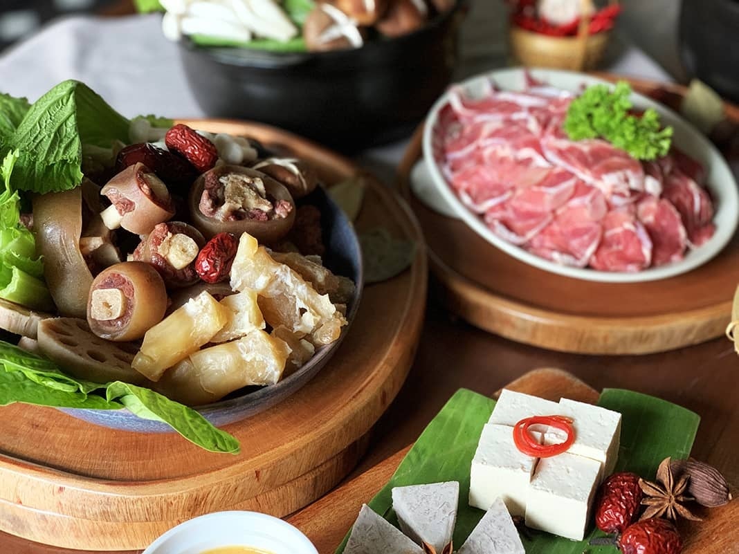 Bộ phận siêu bổ chỉ có một của con bò rất giàu canxi, đi chợ muộn là hết, giá lại rẻ hơn cả thịt- Ảnh 3.