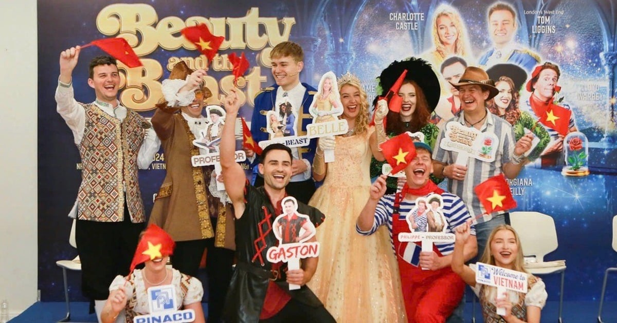 What do the actors of 'Beauty and the beast' say before its premiere in Vietnam?