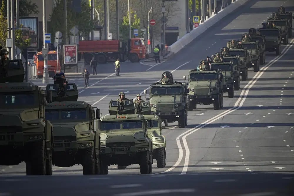 President Putin in the West waged war against Russia on victory day photo 6