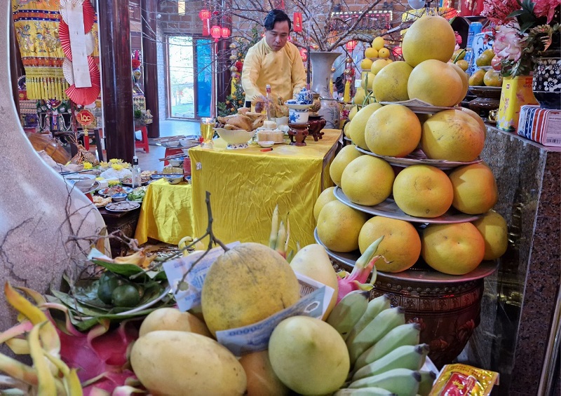 Nhờ huy động nguồn lực tr&ugrave;ng tu, t&ocirc;n tạo, di t&iacute;ch lịch sử văn h&oacute;a đền Cả ng&agrave;y c&agrave;ng t&ocirc;n nghi&ecirc;m, bề thế, l&agrave; điểm đến tham quan du lịch, trải nghiệm kh&ocirc;ng gian văn h&oacute;a t&acirc;m linh &yacute; nghĩa của người d&acirc;n, du kh&aacute;ch.