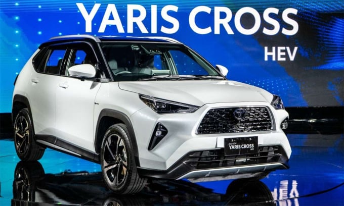 Toyota Yaris Cross ra mắt đối thủ mới của Hyundai Creta