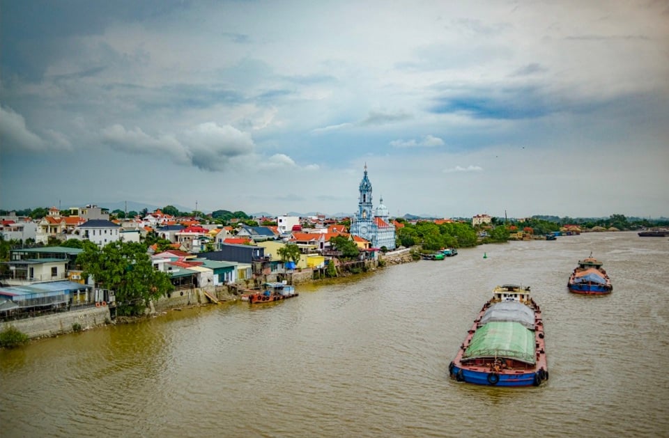 ទីក្រុង Quang Yen ។