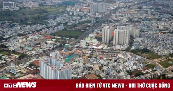 Ho Chi Minh-Ville réexamine les projets et constructions en retard