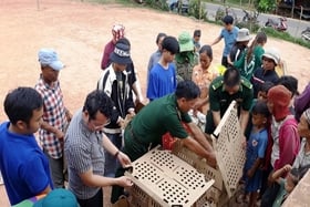 Donated 1,500 ducklings to create livelihoods for 50 disadvantaged families in Thuan commune