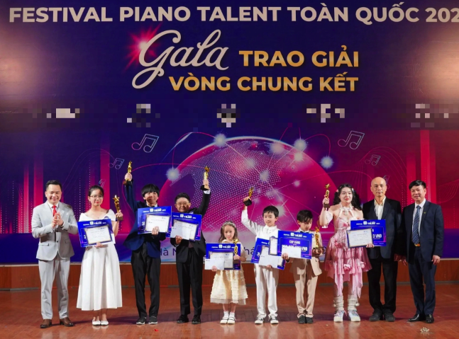 Thí sinh bị liệt 2 chân giành giải piano toàn quốc- Ảnh 2.