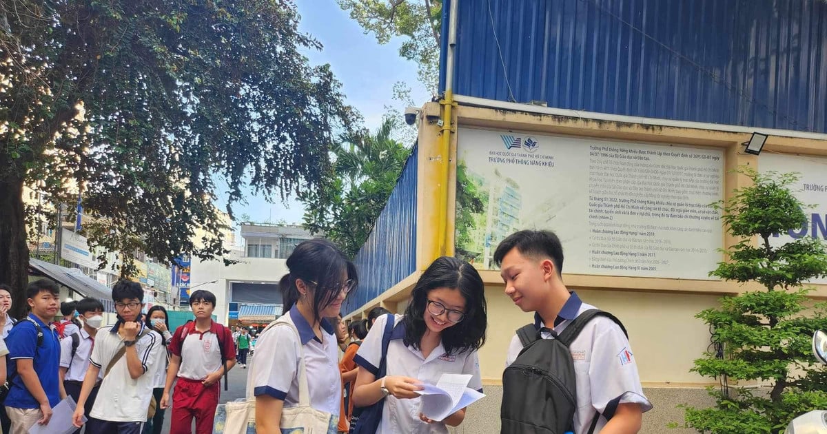 L'examen d'entrée en 10e année commence à Ho Chi Minh-Ville