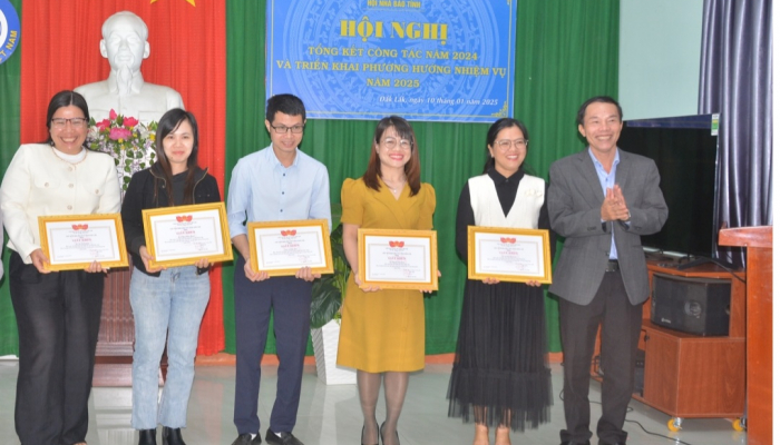 Dak Lak Provincial Journalists Association promotes propaganda to celebrate 100th anniversary of Vietnam Revolutionary Press Day