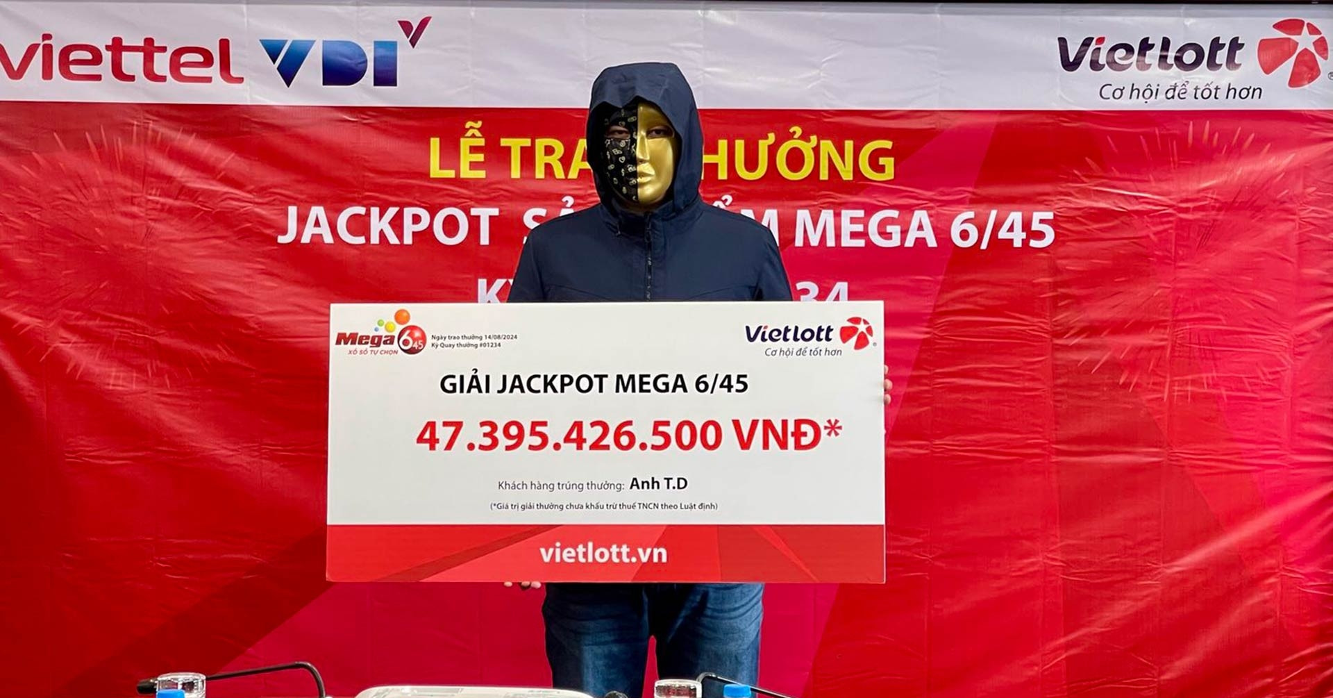 Владелец бизнеса в Хошимине выиграл джекпот Vietlott в размере более 47 миллиардов донгов