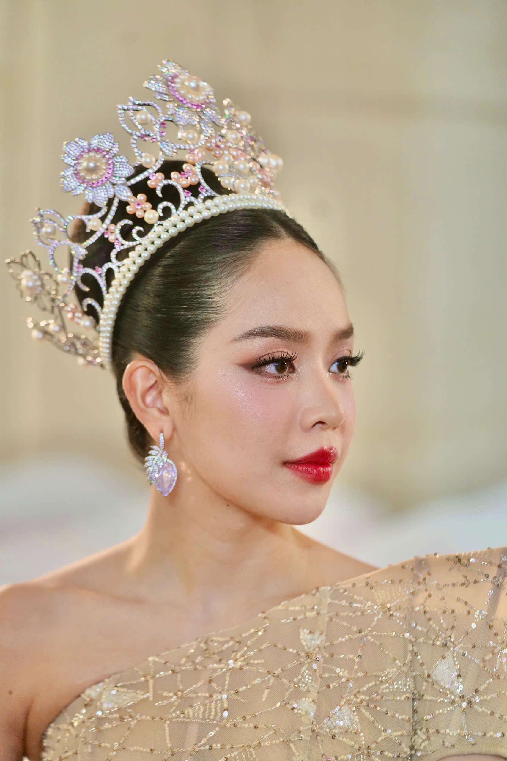 Gros plan sur la photo de beauté de Thanh Thuy 10