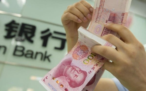 Les prix de Vietinbank et MB Yuan baissent ; CNY TPBank augmente sa direction de vente