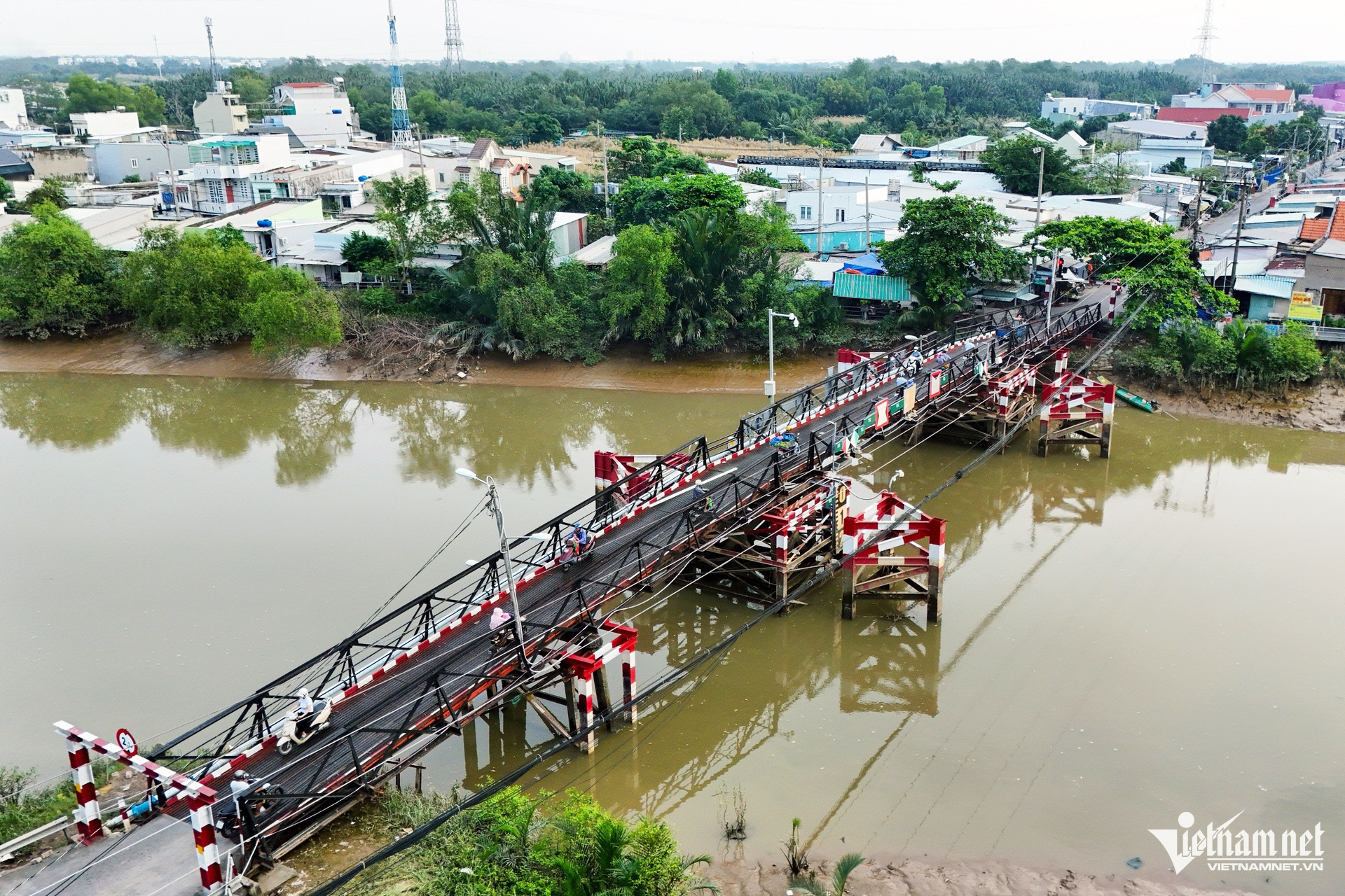 鋼橋 tphcm 80394 90715.jpg