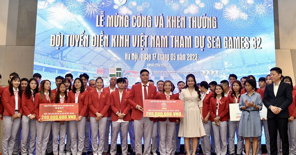 Nguyen Thi Oanh révèle comment utiliser les voitures, l'athlétisme vietnamien reçoit une pluie de bonus