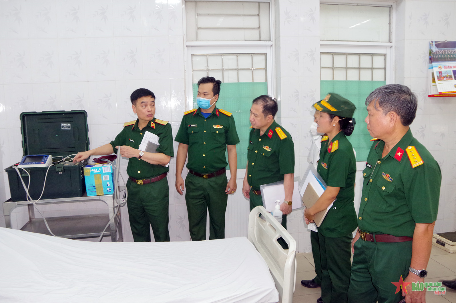 Le département médical militaire a inspecté le travail médical militaire et l'assurance maladie de la division 9.