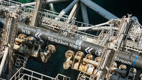 Gazprom reanuda la operación del gasoducto y Europa quiere enviar el excedente de gas a Ucrania