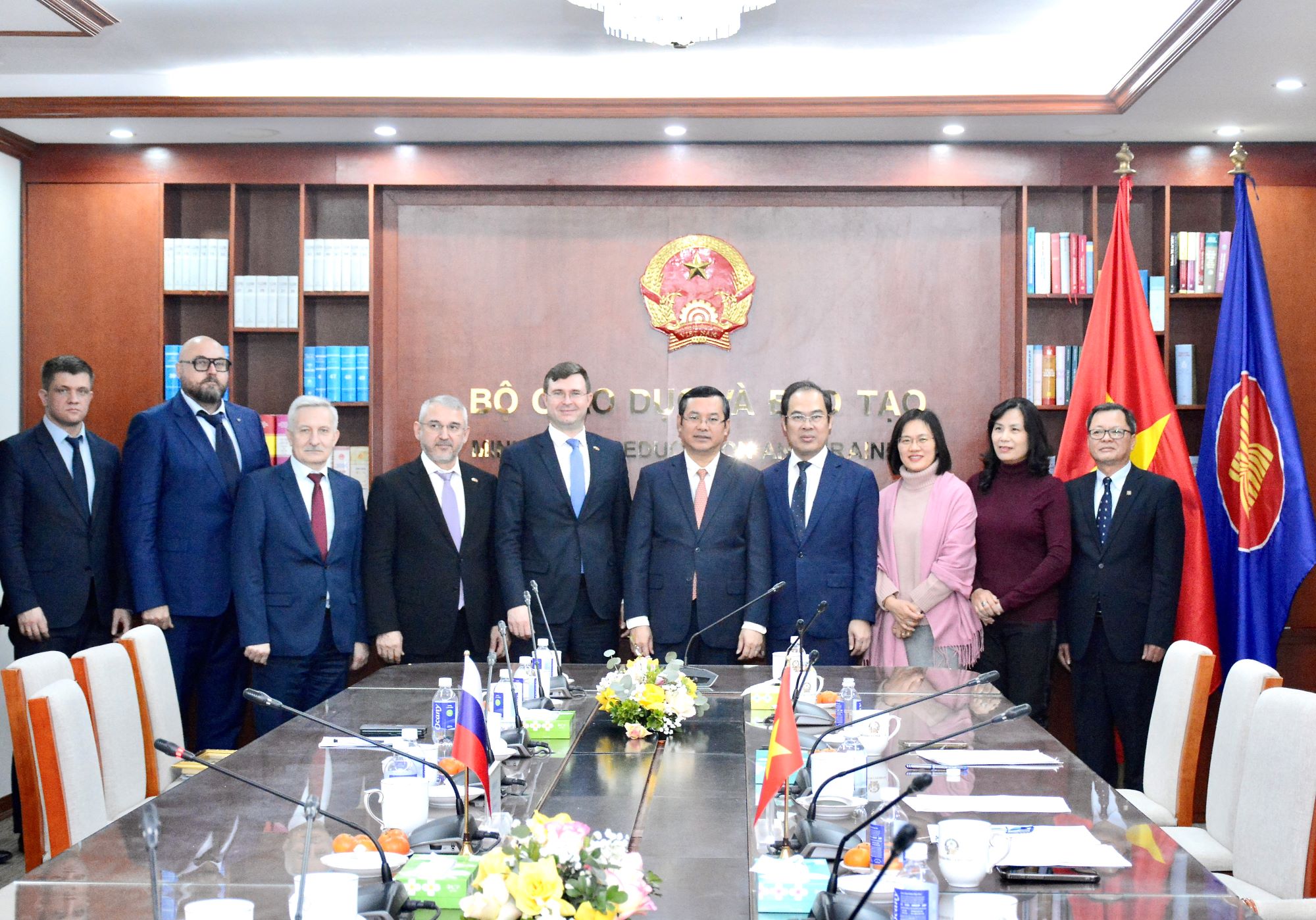 Further strengthening educational cooperation between Vietnam and the Russian Federation