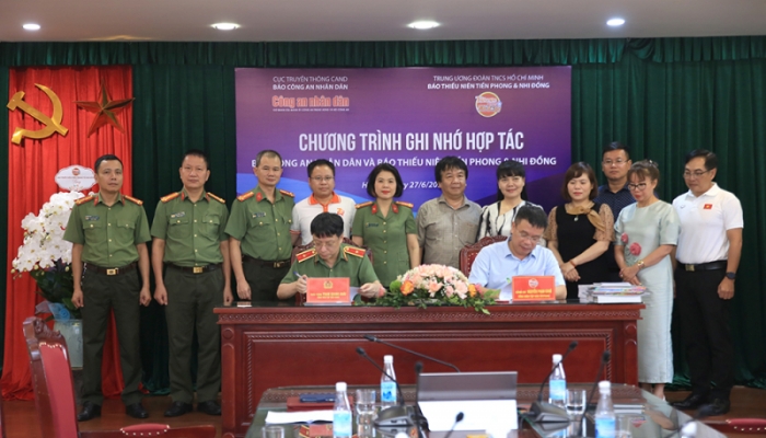 Báo Công an nhân dân và Báo Thiếu niên Tiền phong và Nhi đồng ký kết chương trình hợp tác