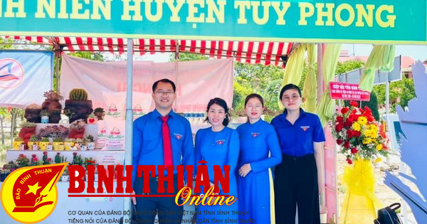 Tuy Phong: Độc đáo gian hàng trưng bày sản phẩm khởi nghiệp của thanh niên