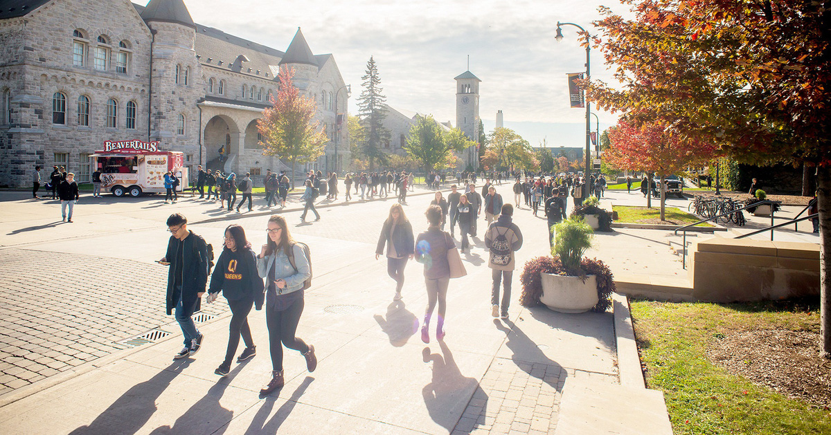 Le Canada augmente les possibilités d’emploi pour les étudiants internationaux après l’obtention de leur diplôme