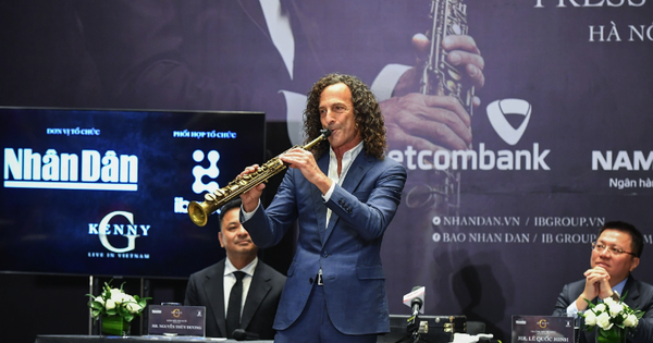 Kenny G bất ngờ trước sự yêu mến của khán giả Việt Nam