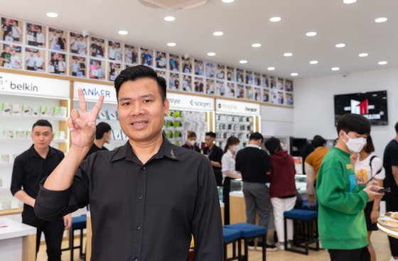 Minh Tuan Mobile gives 