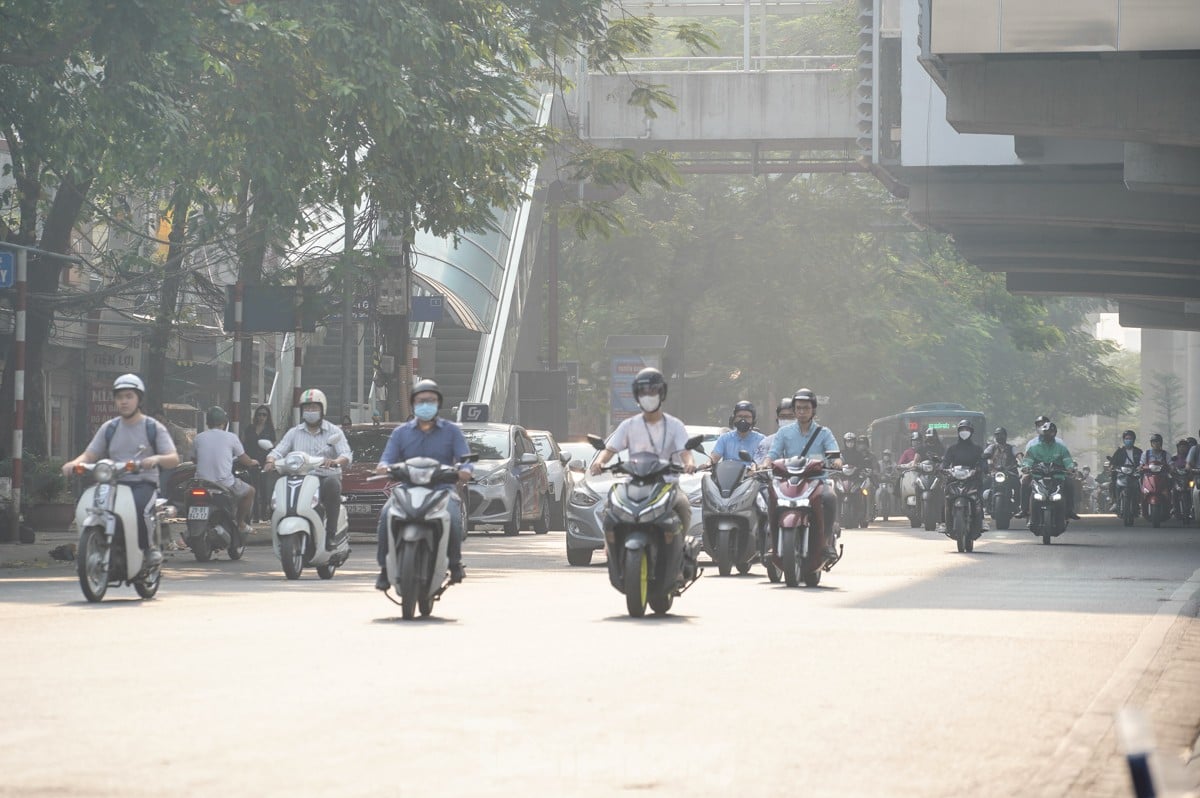 ¿Por qué hay tanta niebla en Hanoi esta mañana? foto 6