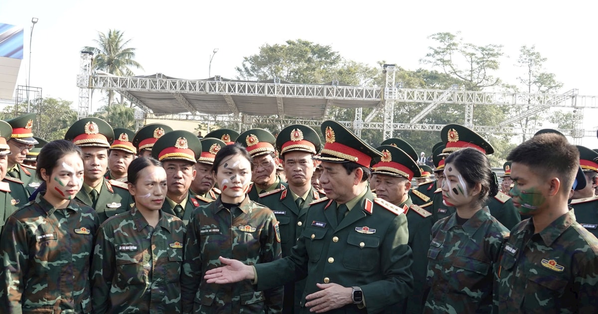 Le développement de l’industrie de défense doit démontrer la force et la solidarité de l’Armée.