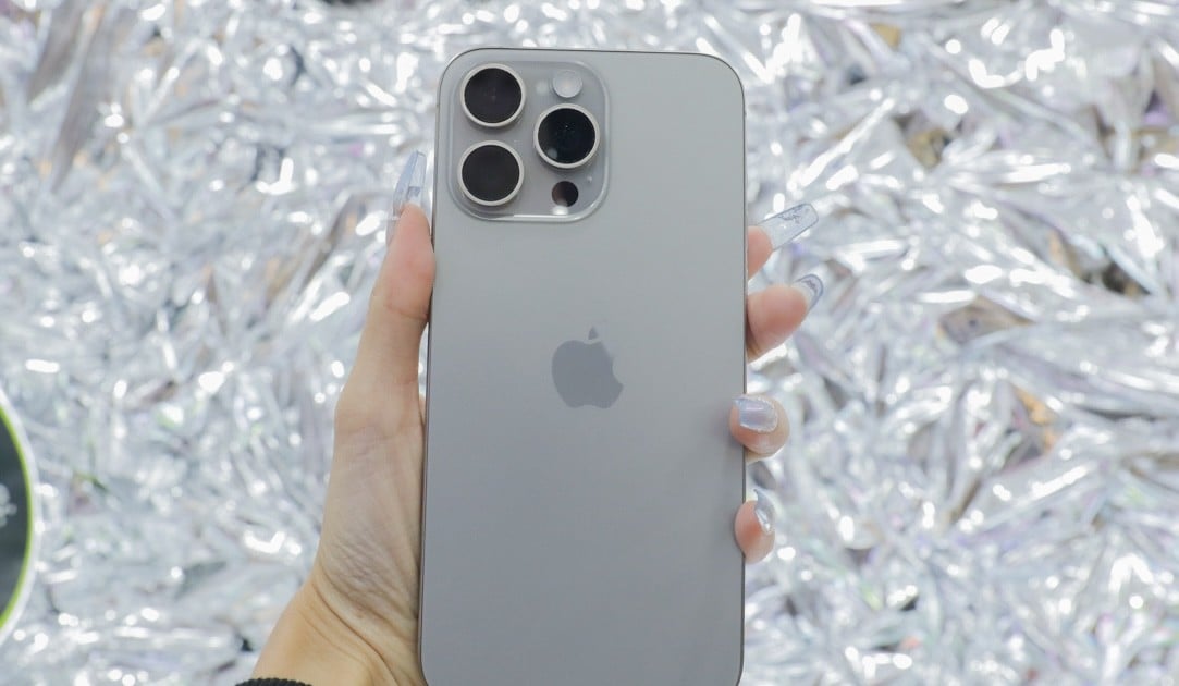 Wo kann man das iPhone 15 Pro Max einen Monat nach Verkaufsstart am günstigsten kaufen?