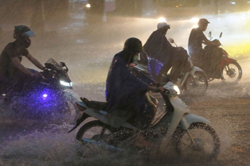 Le Nord connaît localement de fortes pluies, la Mer de l'Est devrait connaître 1 à 2 tempêtes fin septembre