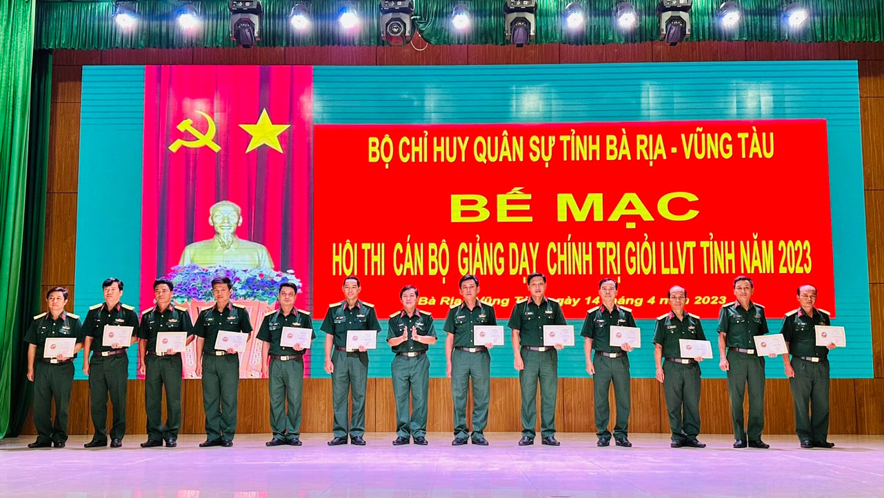 44 thí sinh tham gia hội thi cán bộ giảng dạy chính trị giỏi - Báo Bà Rịa