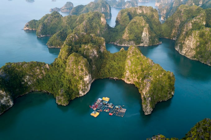 View of Ha Long Bay from a seaplane. Photo: Khai Phong