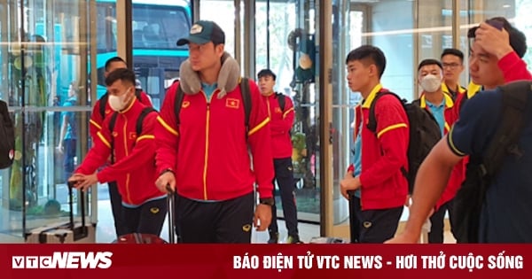 Vietnam team goes to China for friendly match