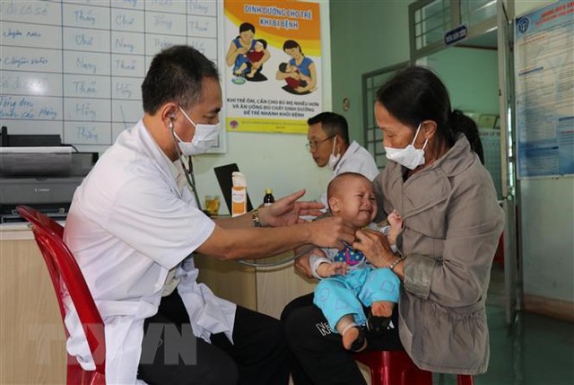 Y tế cơ sở, y tế dự phòng góp phần quan trọng vào thành công phòng, chống dịch COVID-19 - Ảnh 1.