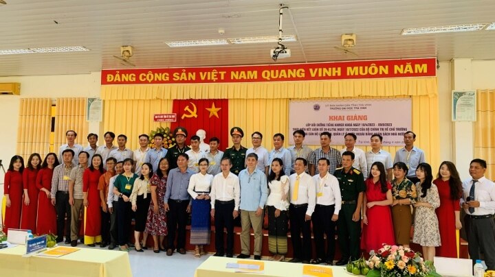 Tra Vinh University opens Khmer language training class for staff - 1