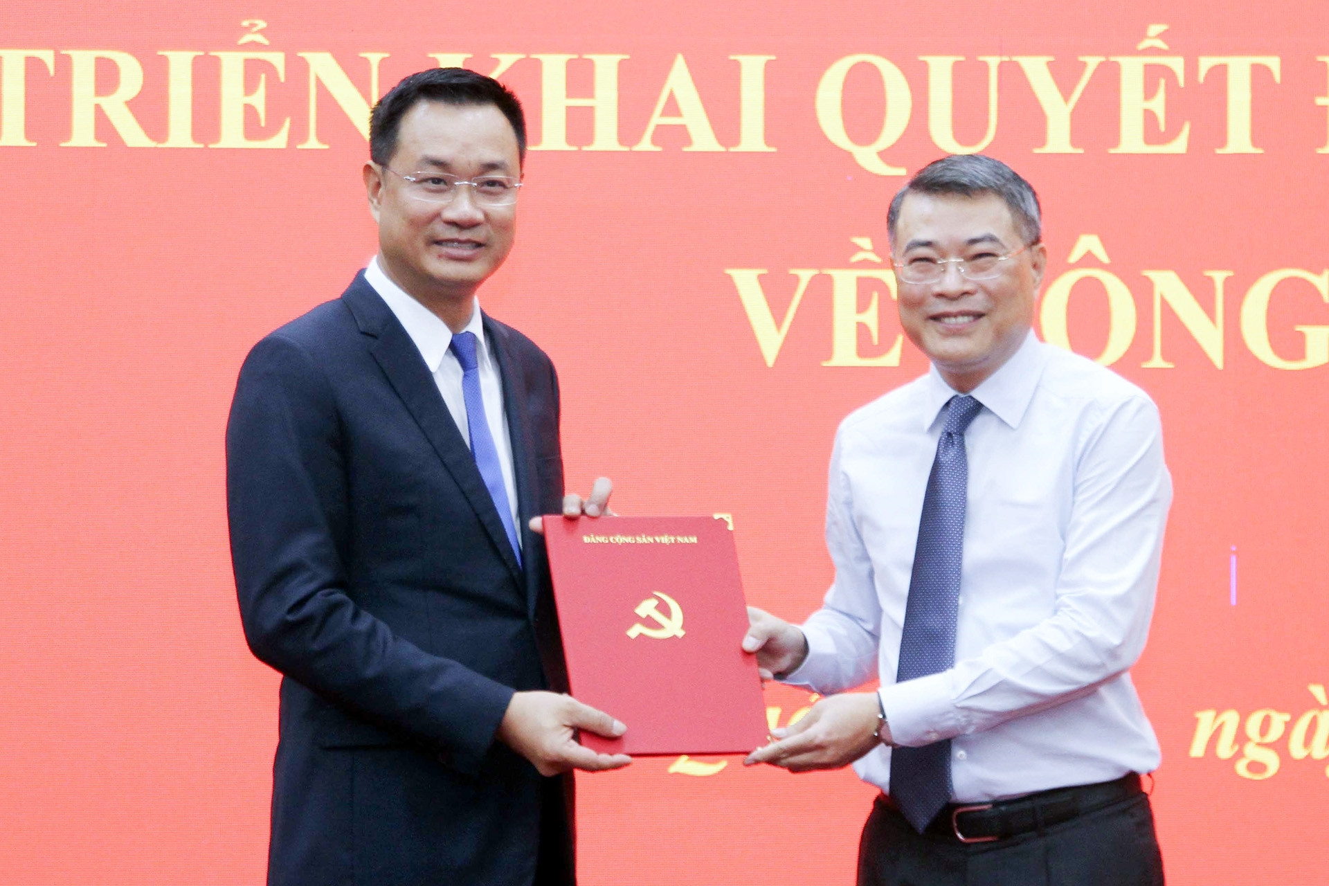 El director general de VTV, Le Ngoc Quang, se convierte en secretario del Comité Provincial del Partido en Quang Binh